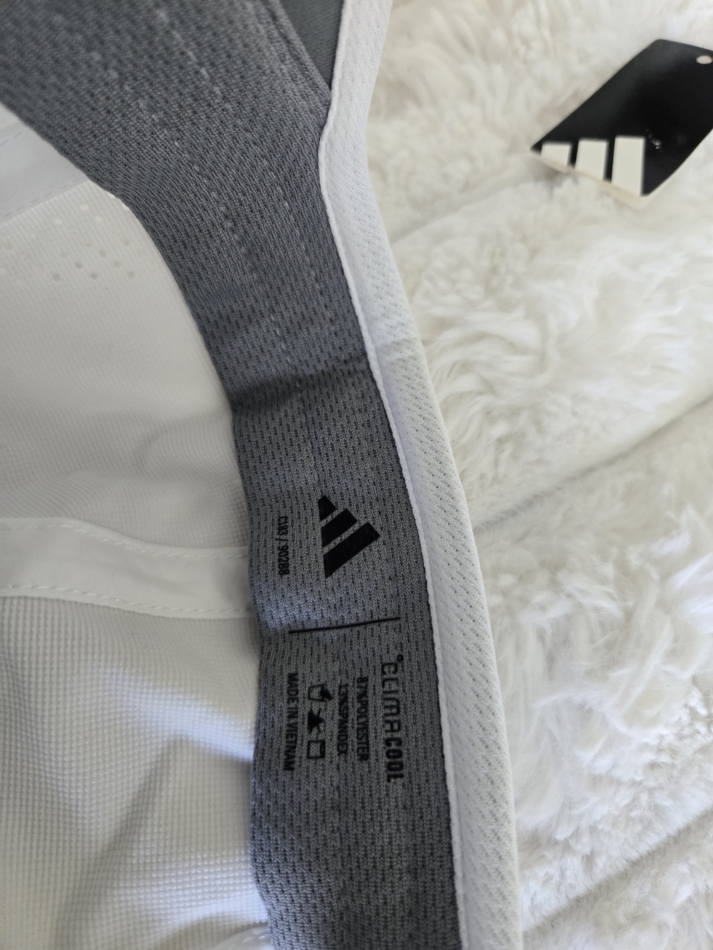 Adidas Men’s White Performance Baseball Cap - Picture 5 of 9